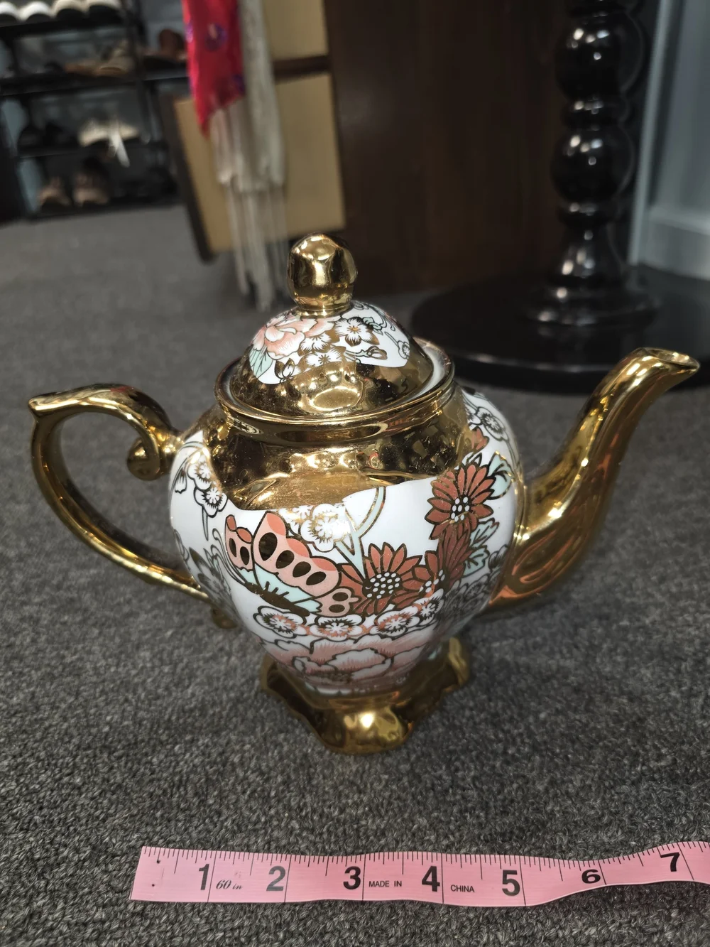 Elegant Pink Floral Porcelain Tea Set with Gold Accents
